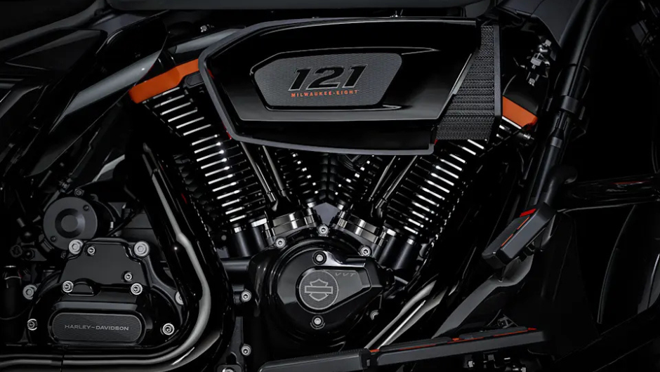 CVO™ Street Glide™ 2025